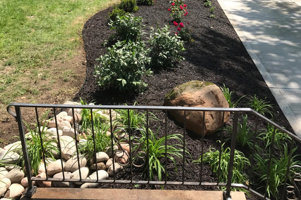 Landscape Projects by Pfeifer Landscaping - Photo 7
