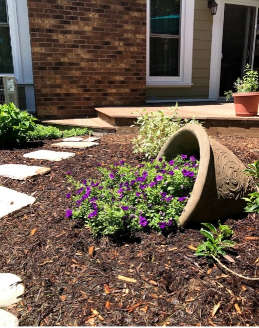 Landscape Projects by Pfeifer Landscaping - Photo 9
