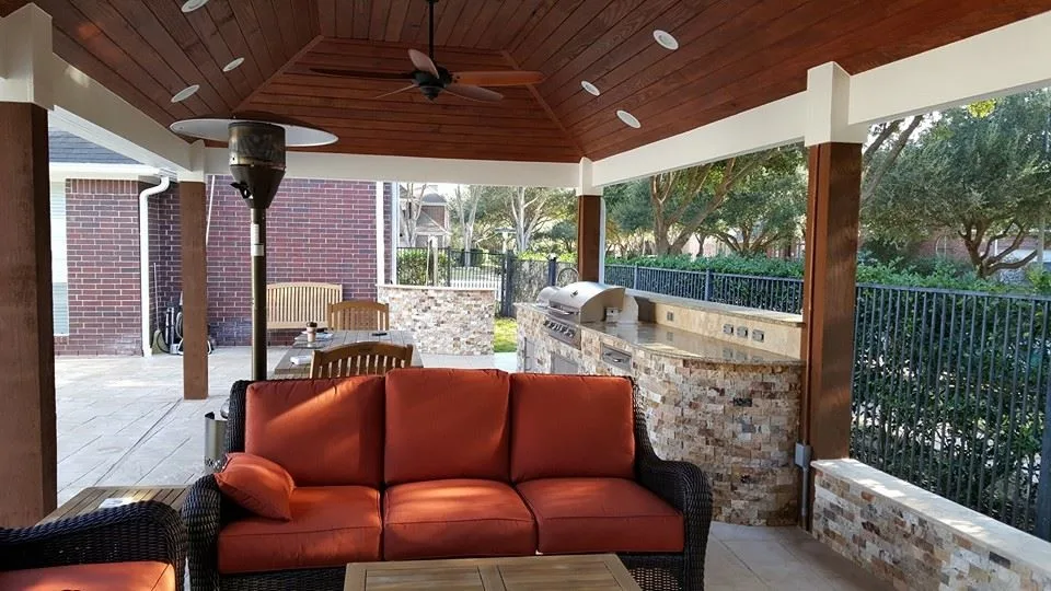 Alfresco Lifestyle - Sugar Land, Texas 3 by Bratton Pools - Photo 2