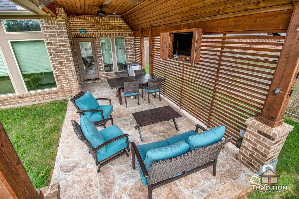 Covered Patio with Partial Shade: Richmond, TX by Tradition Outdoor Living - Photo 9