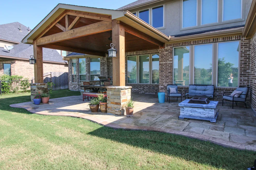 Lakefront Patio Cover and Kitchen: Fulshear, TX by Tradition Outdoor Living - Photo 2