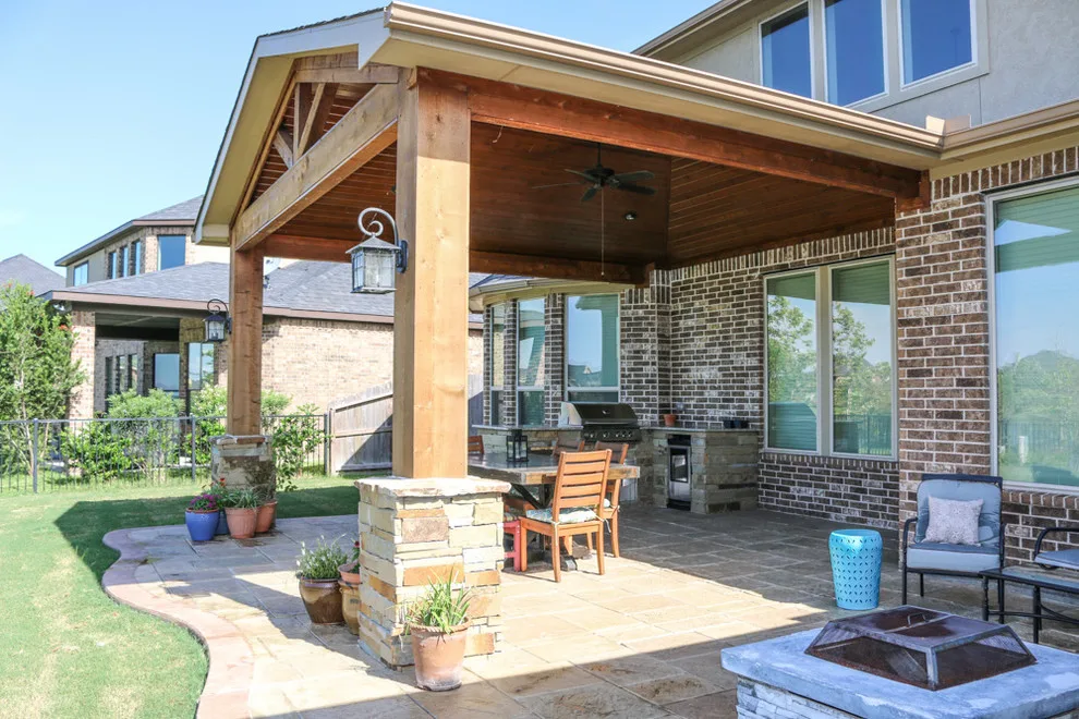 Lakefront Patio Cover and Kitchen: Fulshear, TX by Tradition Outdoor Living - Photo 5