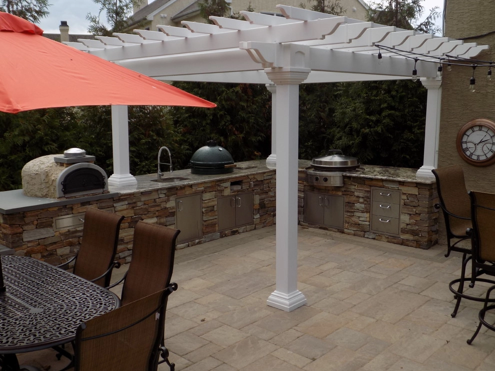 Outdoor Kitchen by Pickel Landscape Group - Photo 5