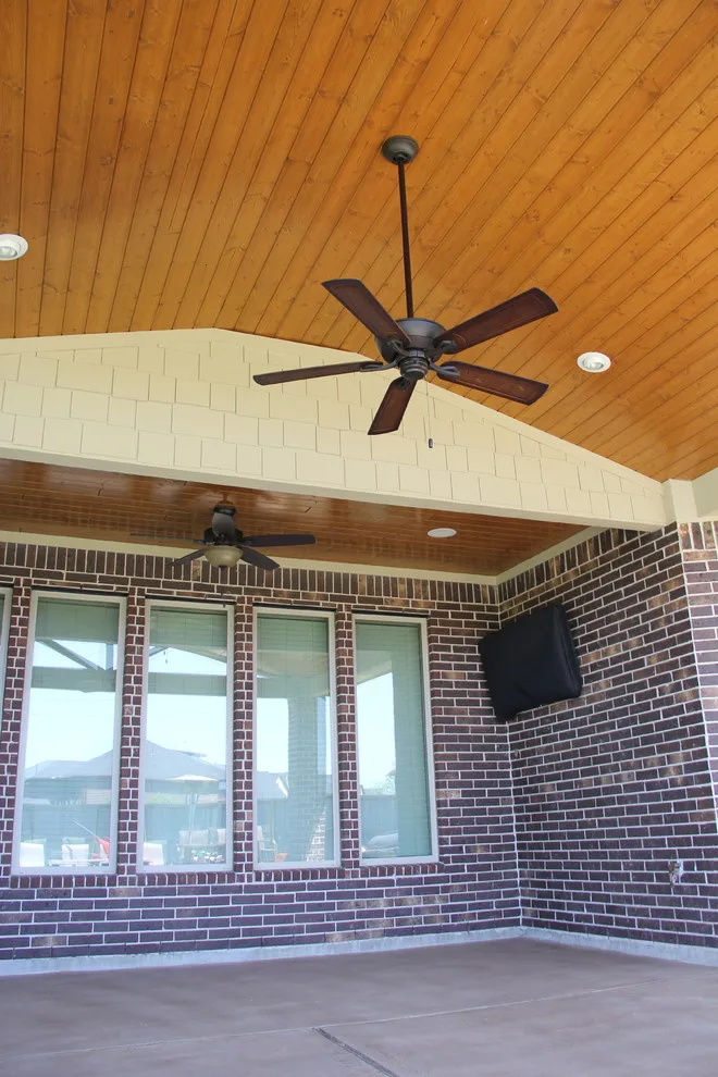 Secluded Getaway: Fulshear, TX by Tradition Outdoor Living - Photo 14