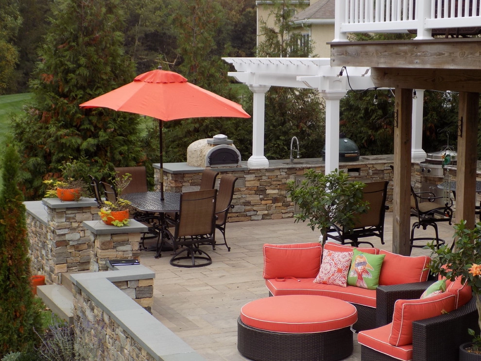 Outdoor Kitchen by Pickel Landscape Group - Photo 4