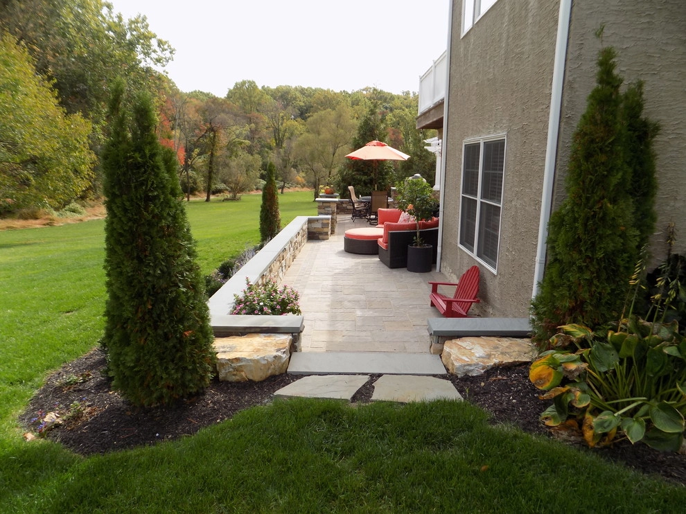 Outdoor Kitchen by Pickel Landscape Group - Photo 11