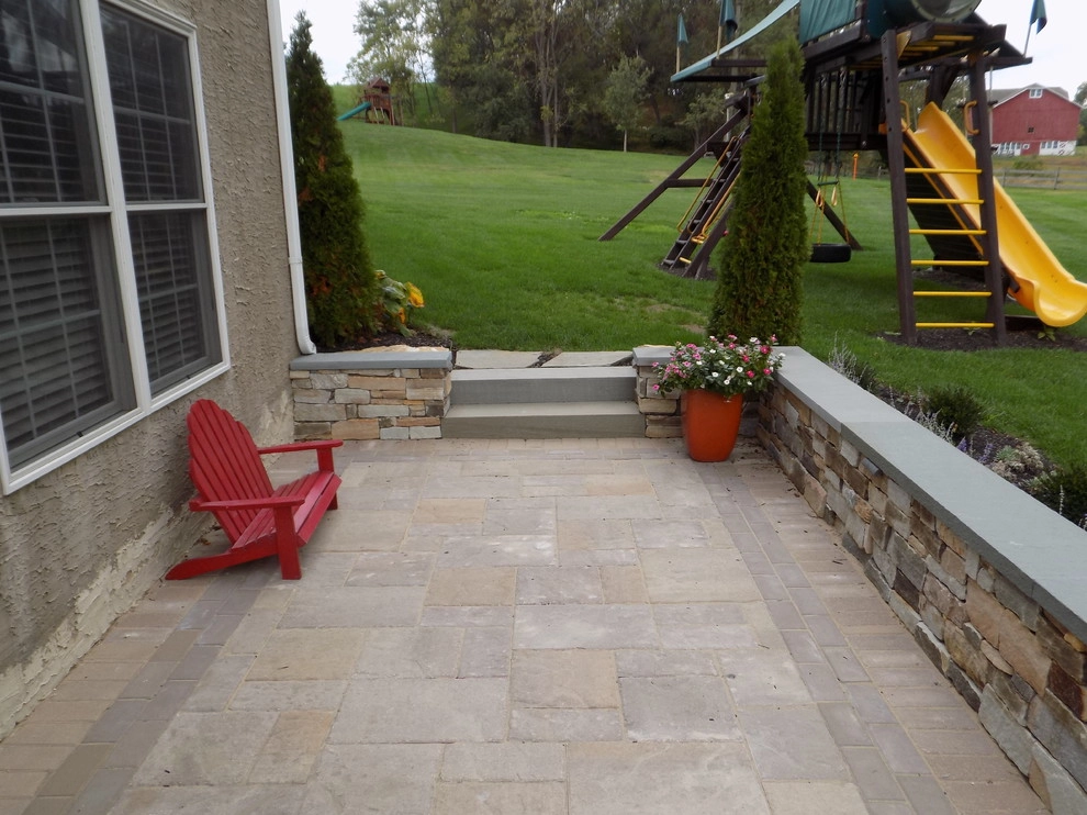 Outdoor Kitchen by Pickel Landscape Group - Photo 7