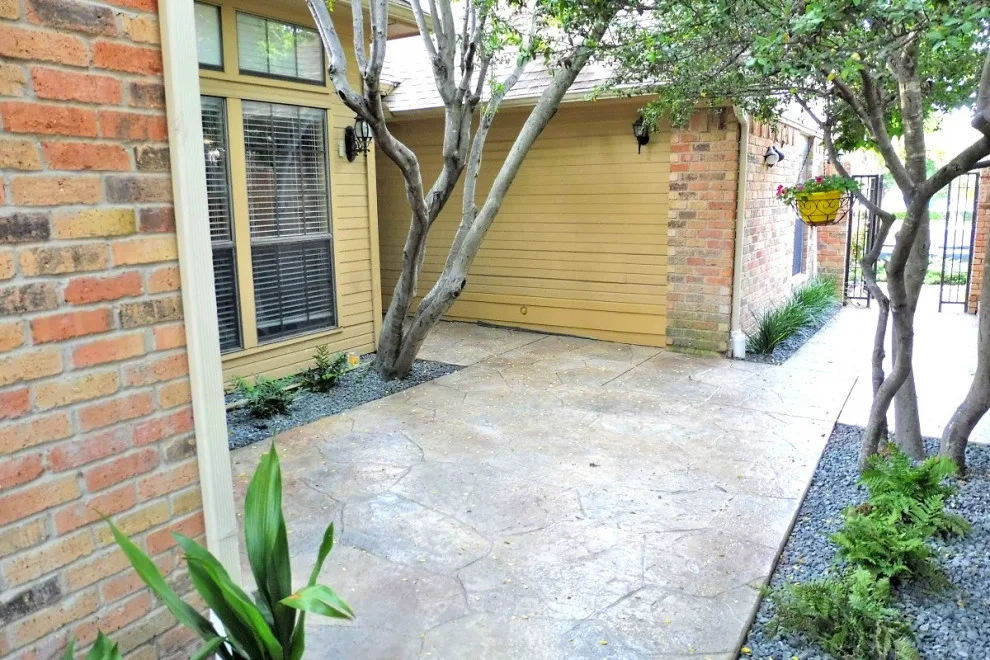 Plano Courtyard by MrZ Contracting - Photo 2