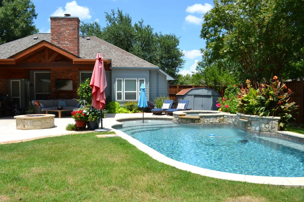 Plano Pool and Spa with Fire Pit and Attached Roof by Ortus Exteriors - Photo 3