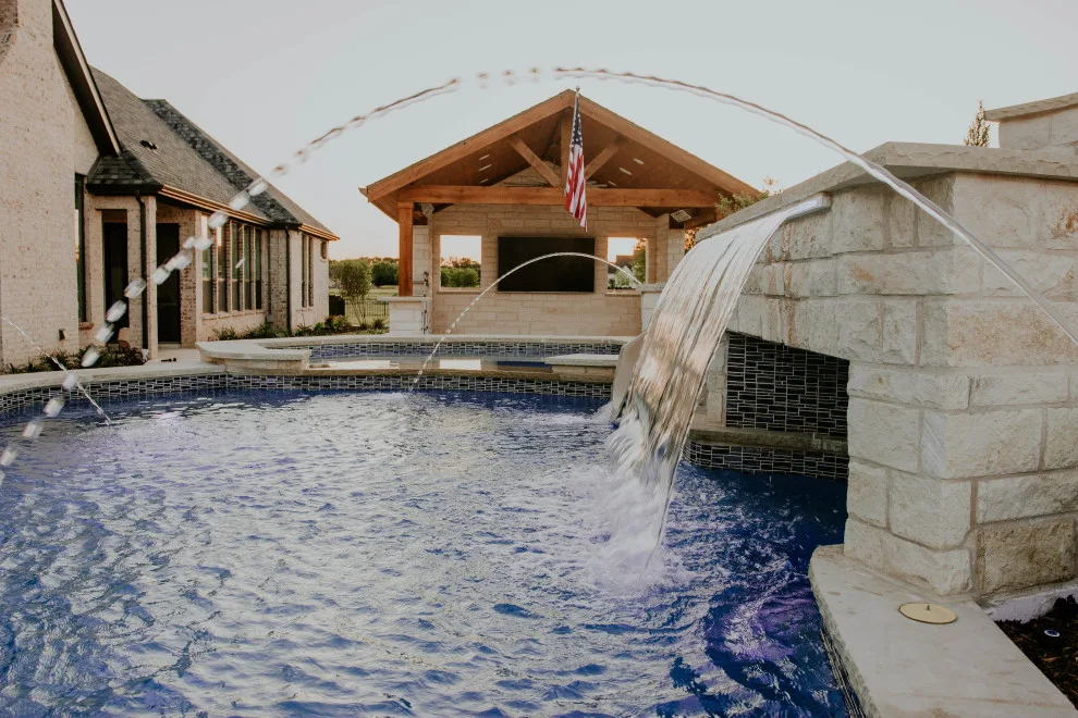 Ortus Exteriors - Photo 4