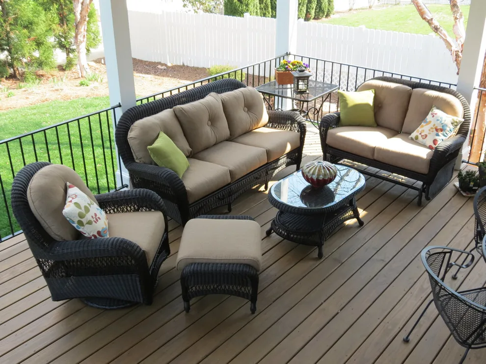Veranda and Patio by Deckscapes Inc - Photo 14
