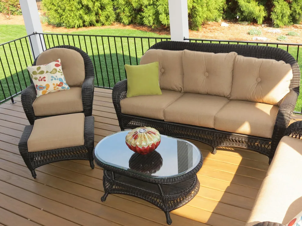 Veranda and Patio by Deckscapes Inc - Photo 3