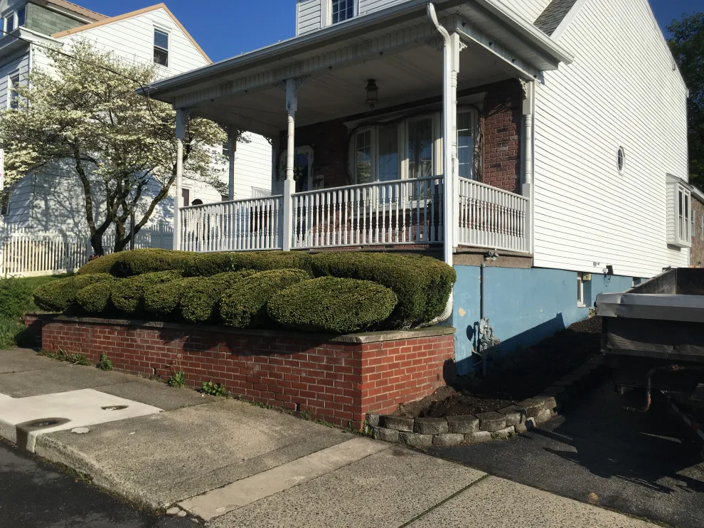 Veranda Revamp by Stoney Mountain Construction - Photo 16