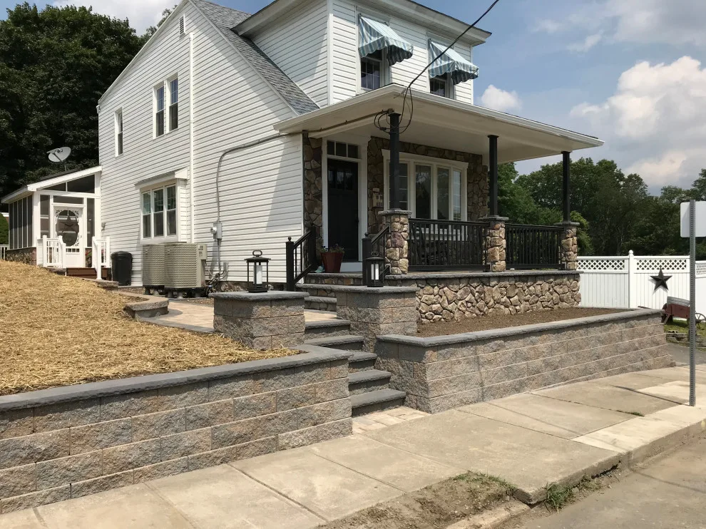 Veranda Revamp by Stoney Mountain Construction - Photo 15