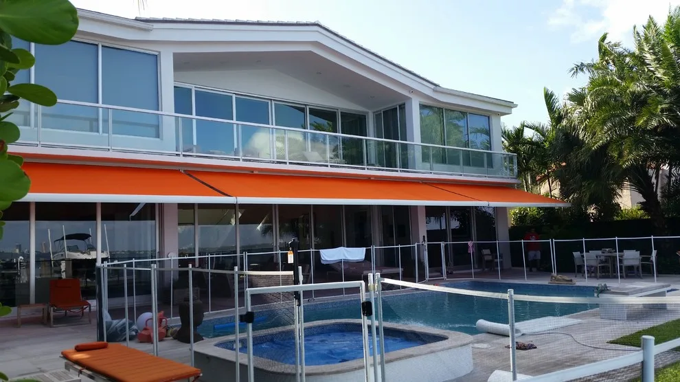 RetractableAwnings.com Inc. - Photo 13
