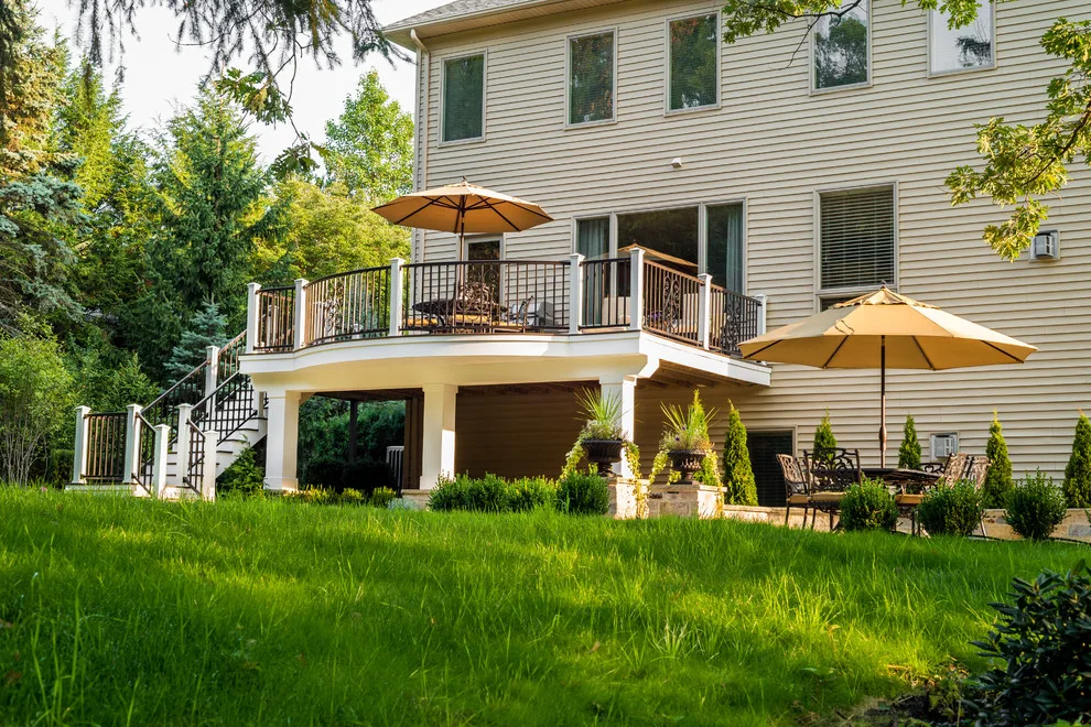 Queenswood Terrace by Woodland Deck Company - Photo 2