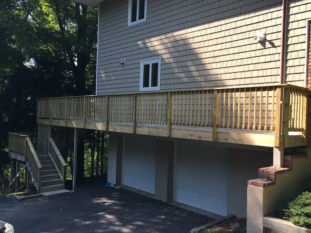 Railing renovation by Deck Phenom - Photo 7