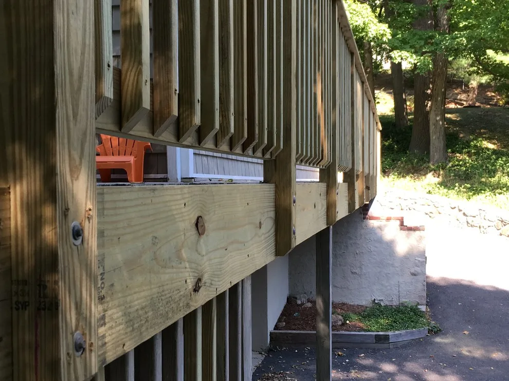 Railing renovation by Deck Phenom - Photo 5