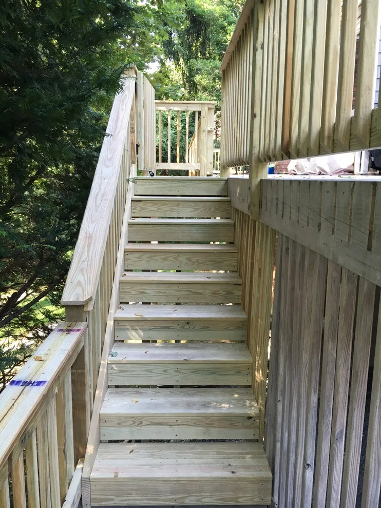 Railing renovation by Deck Phenom - Photo 6