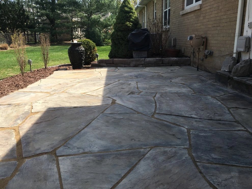Landscape Patio Kalamazoo, MI by Platinum Ponds & Landscaping - Photo 2