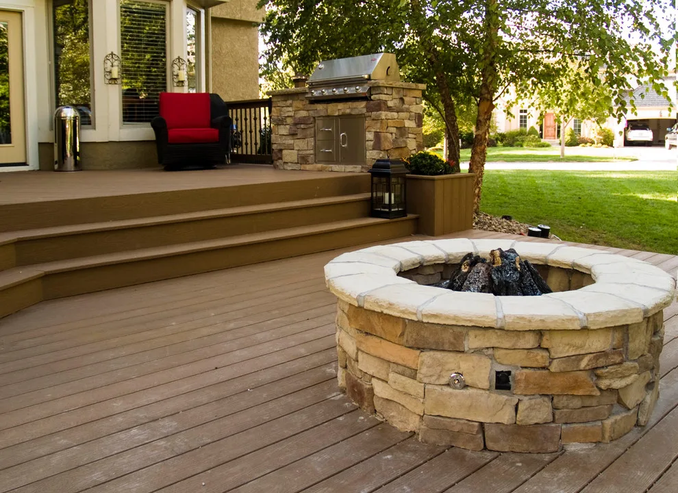 Evergrain Composite Deck by Ringgenberg in Overland Park by Moonlight Decks LLC - Photo 4