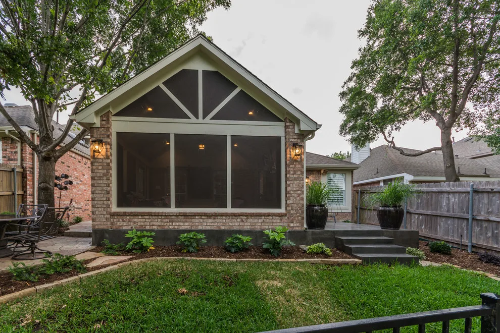 TCP Custom Outdoor Living - Photo 2