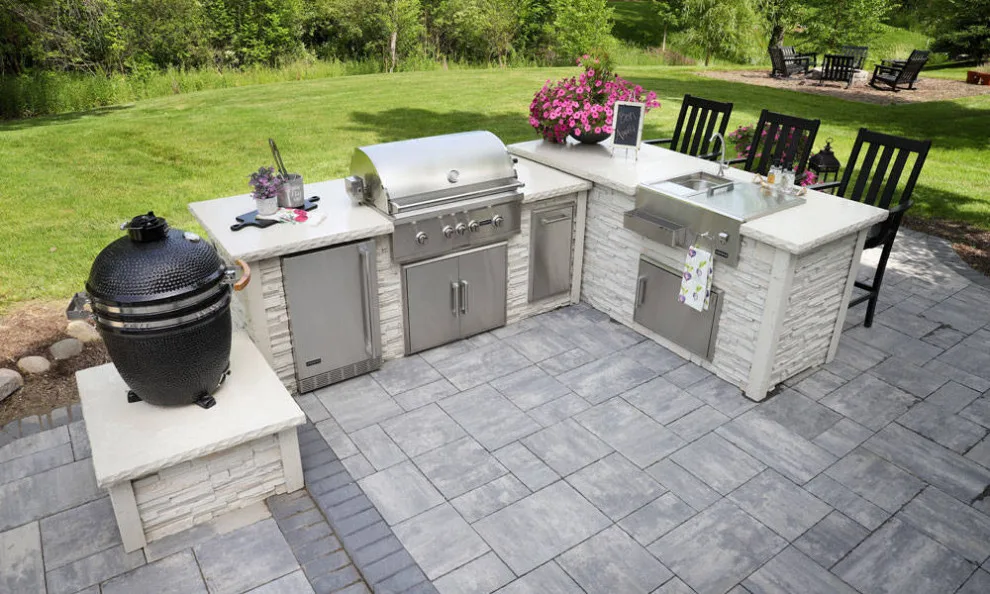 RTA Al Fresco Cooking Space by Durabuild Construction Inc. - Photo 3