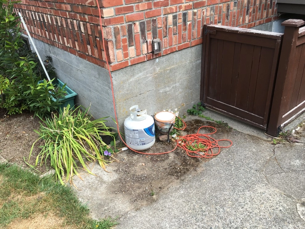 Seattle Back Yard Remodel Fall 2016 by Plumb Landscapes Inc. - Photo 9