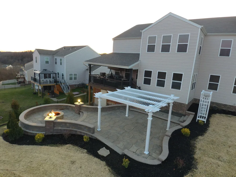 Santos courtyard by Alumni Landscaping LLC - Photo 8