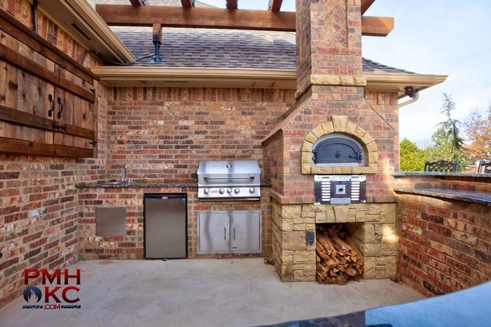Outdoor Kitchens by PMH Construction LLC. - Photo 14