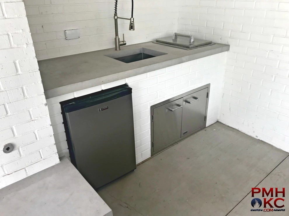 Outdoor Kitchens by PMH Construction LLC. - Photo 19