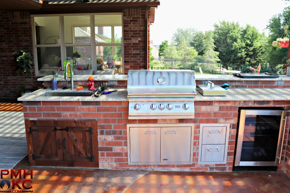 Outdoor Kitchens by PMH Construction LLC. - Photo 5