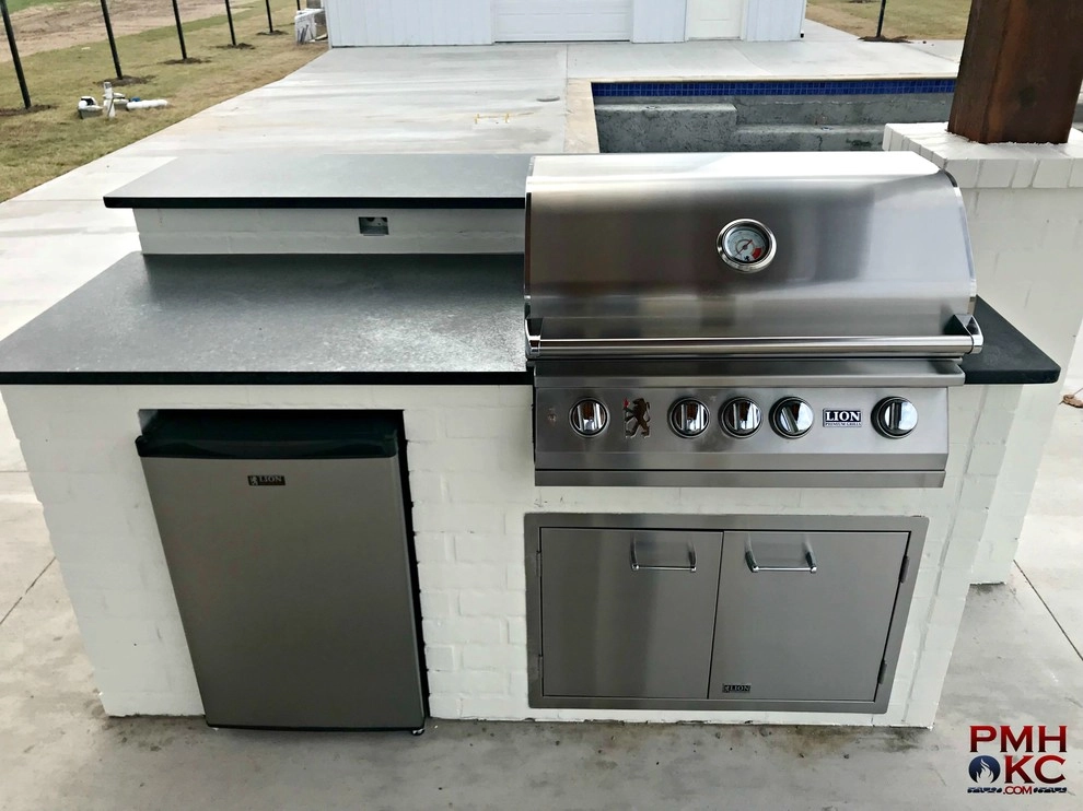 Outdoor Kitchens by PMH Construction LLC. - Photo 23
