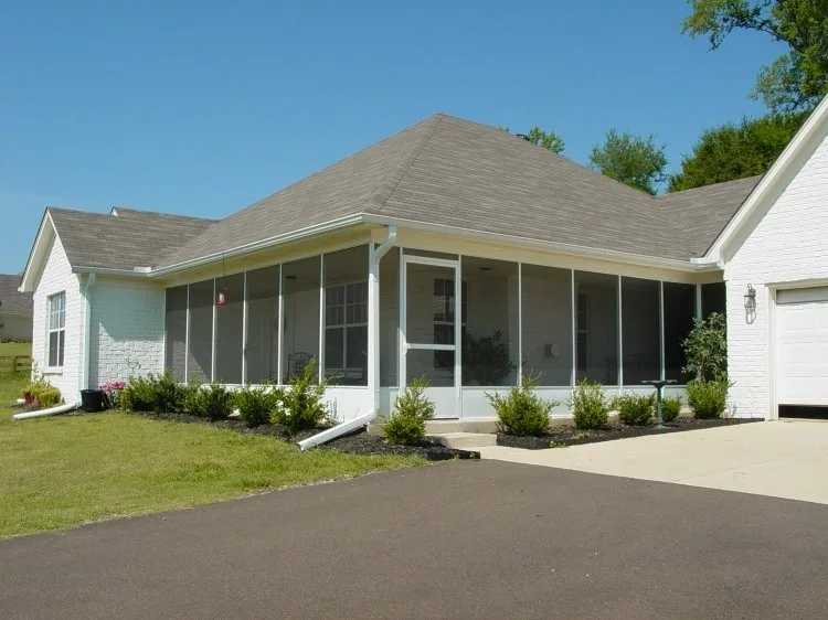 Enclosed Patios by Ultimate Home & Patio Solutions Inc - Photo 5