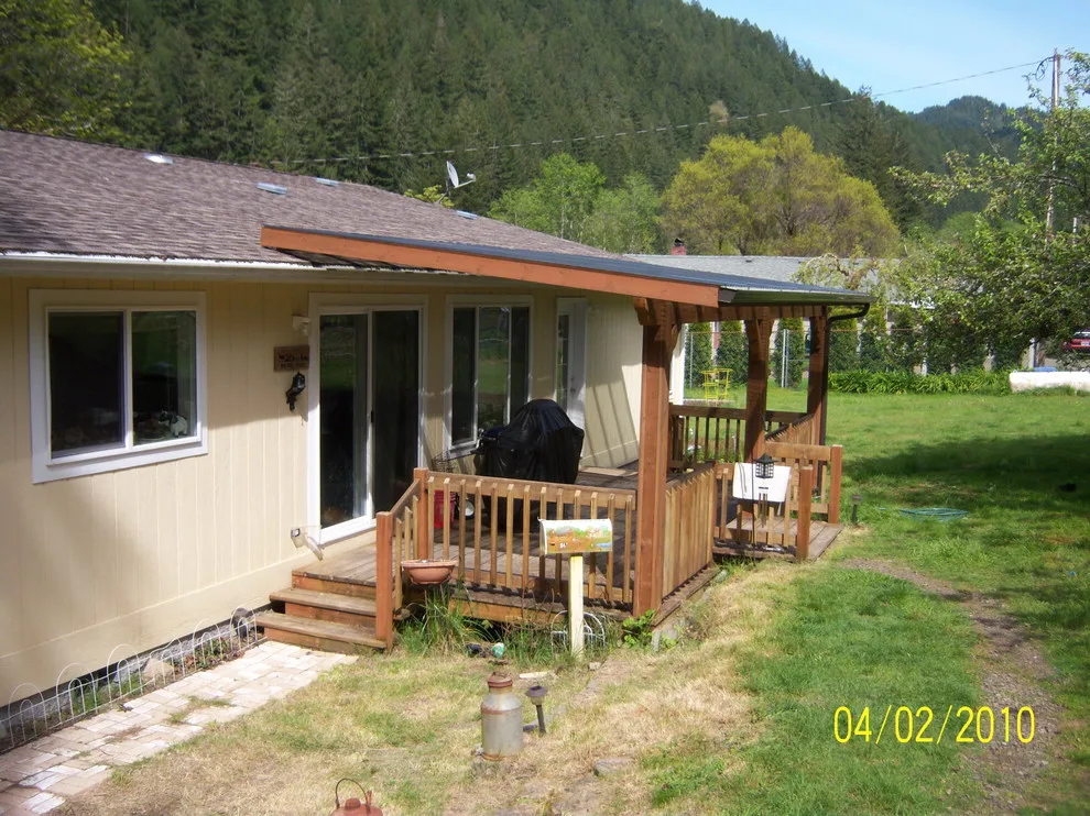 Outdoor Canopy Designs by T & J Woodworks, Inc. - Photo 12