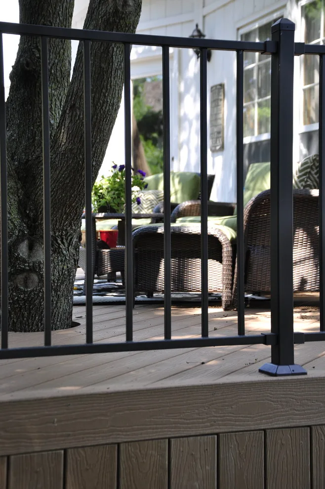 South Overland Park Spacious Deck by Alexander Decks - Photo 2