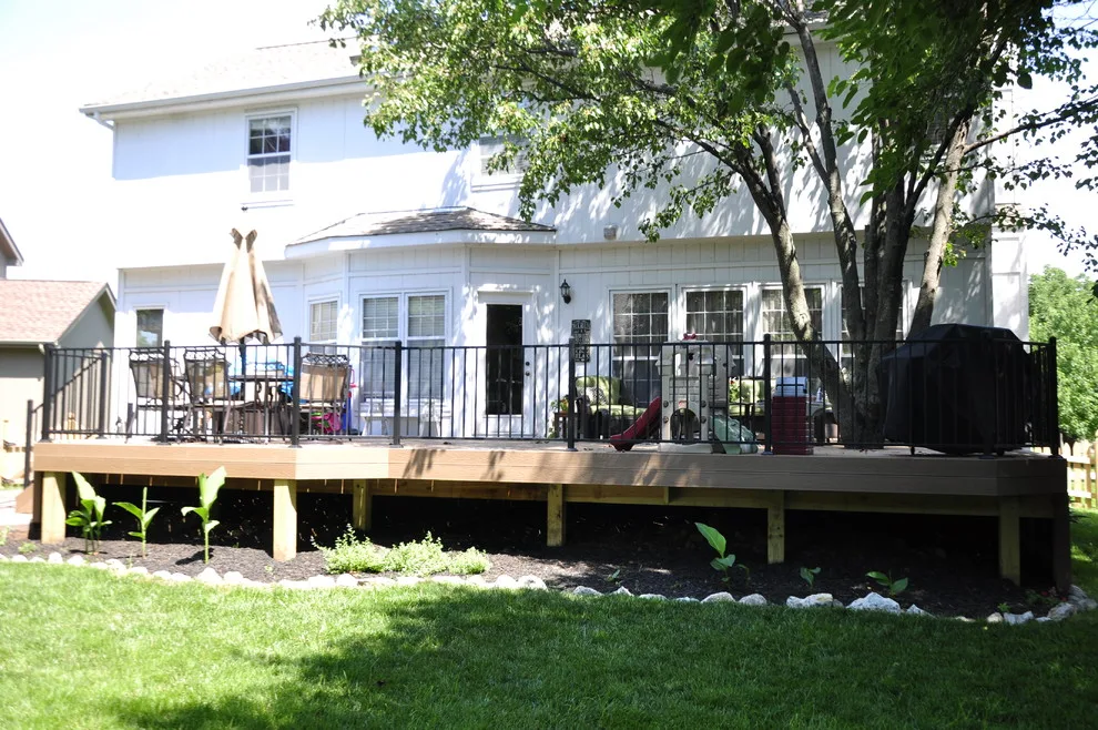 South Overland Park Spacious Deck by Alexander Decks - Photo 7