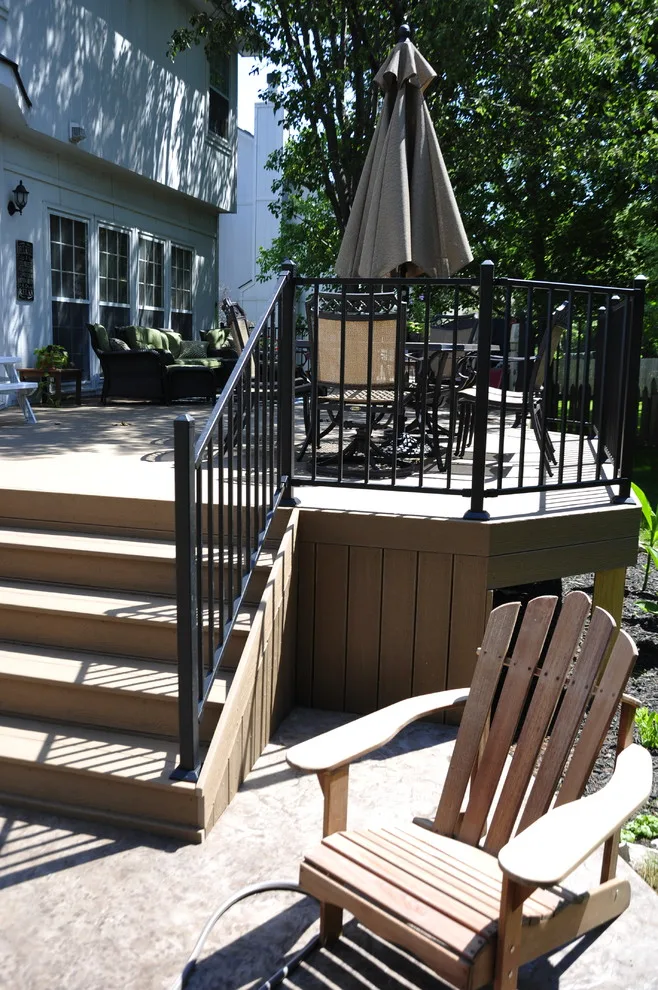 South Overland Park Spacious Deck by Alexander Decks - Photo 6