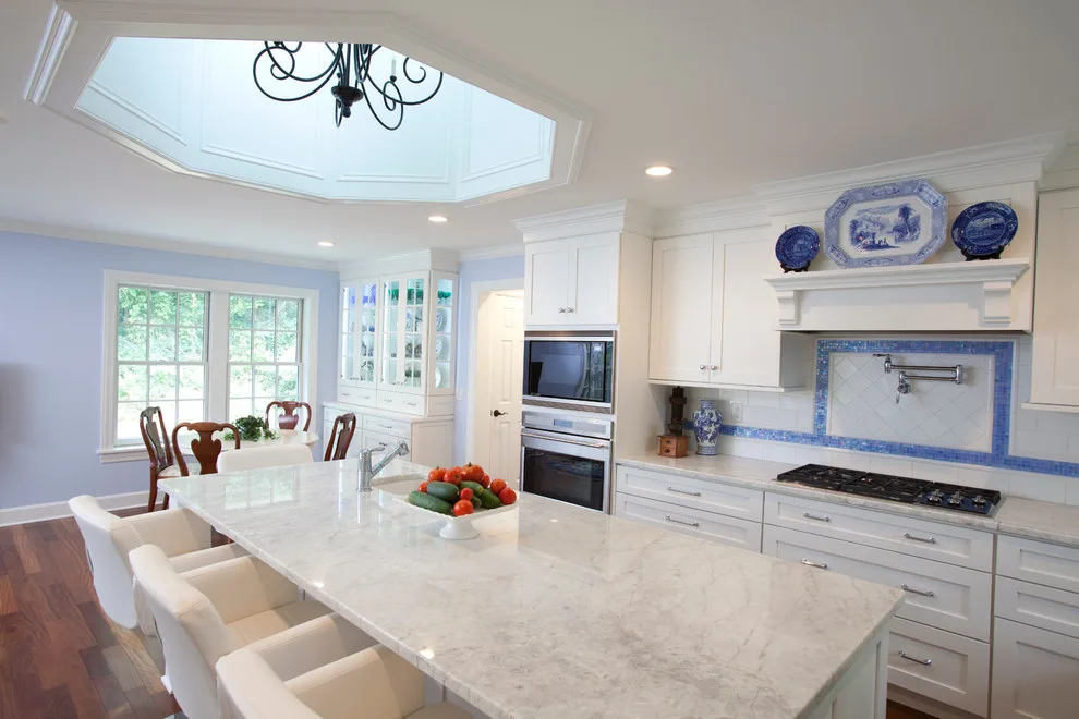 Hyde Park Lumber & Design - Photo 9