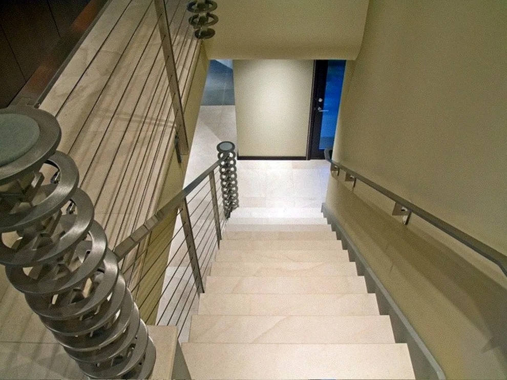 Stairway Cable Railing by Ultra-tec - Photo 3