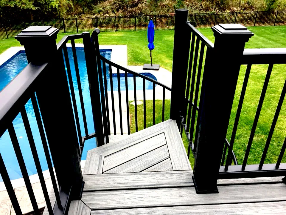 Circular Staircase Trex Deck with Steel Frame by Miles Deck Construction - Photo 4