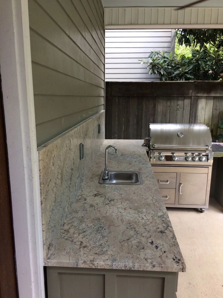 Outdoor Kitchen in Old Metairie by Prados Landscapes LLC - Photo 4