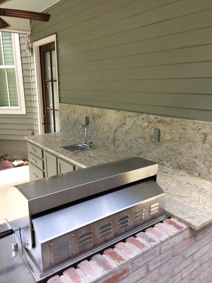 Outdoor Kitchen in Old Metairie by Prados Landscapes LLC - Photo 5