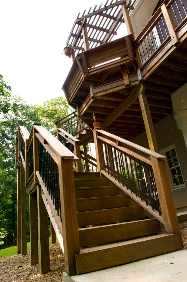 Thornton Project by Tailor Decks, Inc. - Photo 11