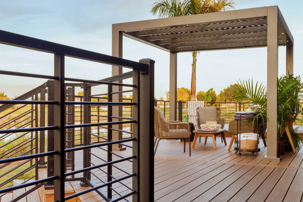 Trex at the 2021 HGTV Smart Home by Trex Company INC - Photo 10