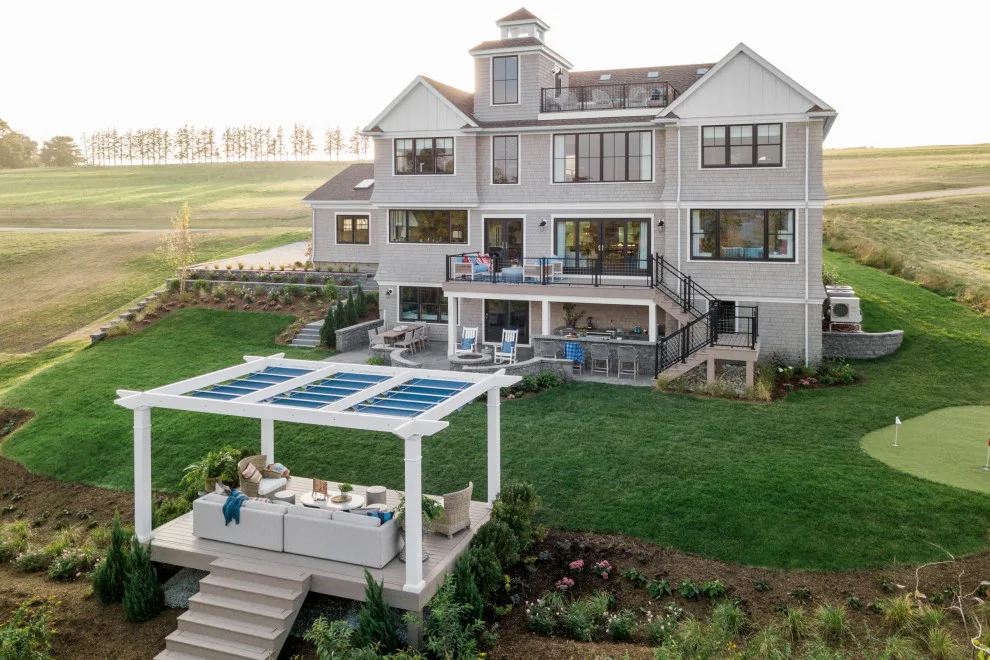 Trex at the 2021 HGTV Dream Home by Trex Company INC - Photo 9