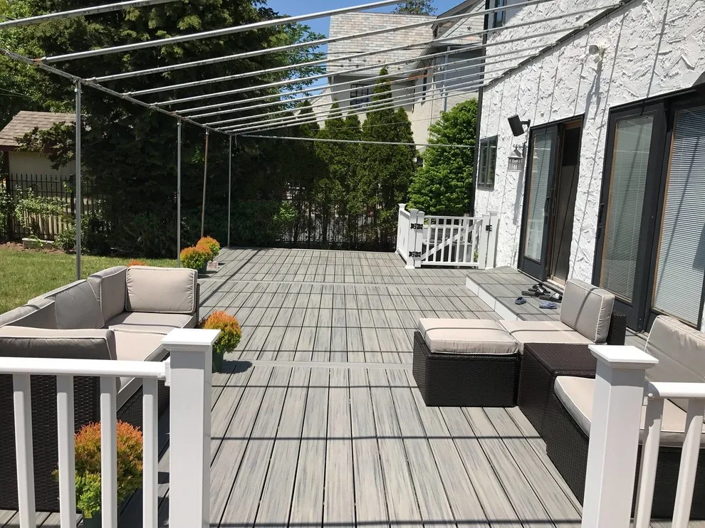 The Deck Guy - Photo 9