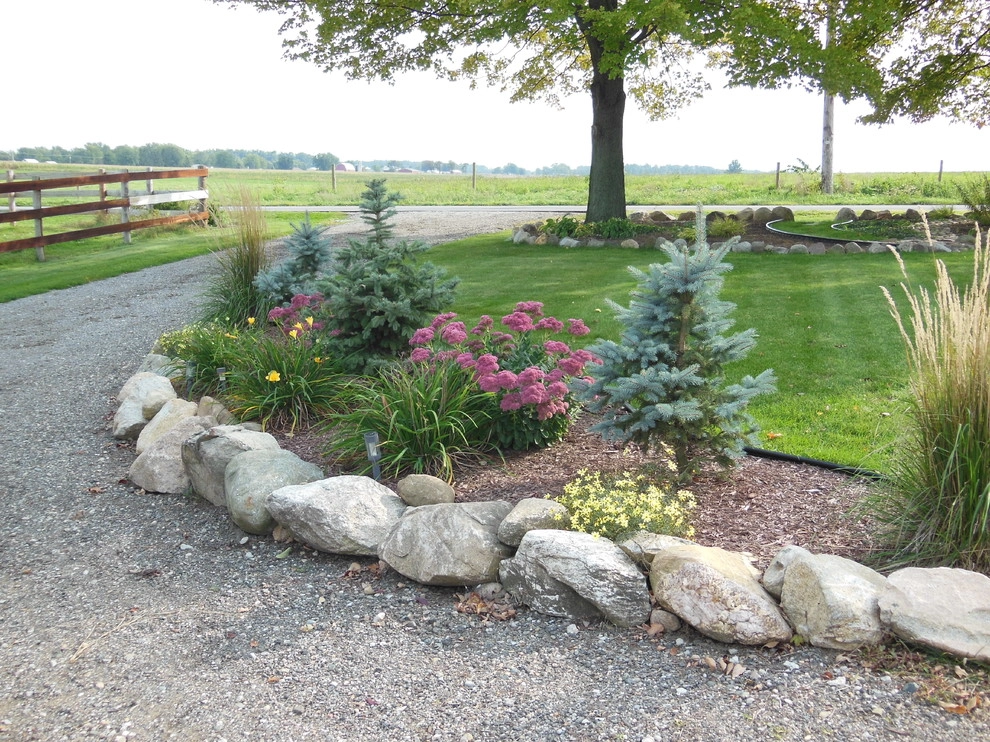 Beachy Property Landscaping, decorative grasses, driveway borders, edging by Premiere Aquascapes - Photo 4