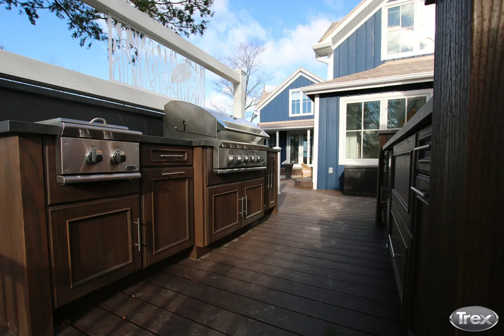 Trexpert Kate Campbell's Deck Construction by Trex Company INC - Photo 4