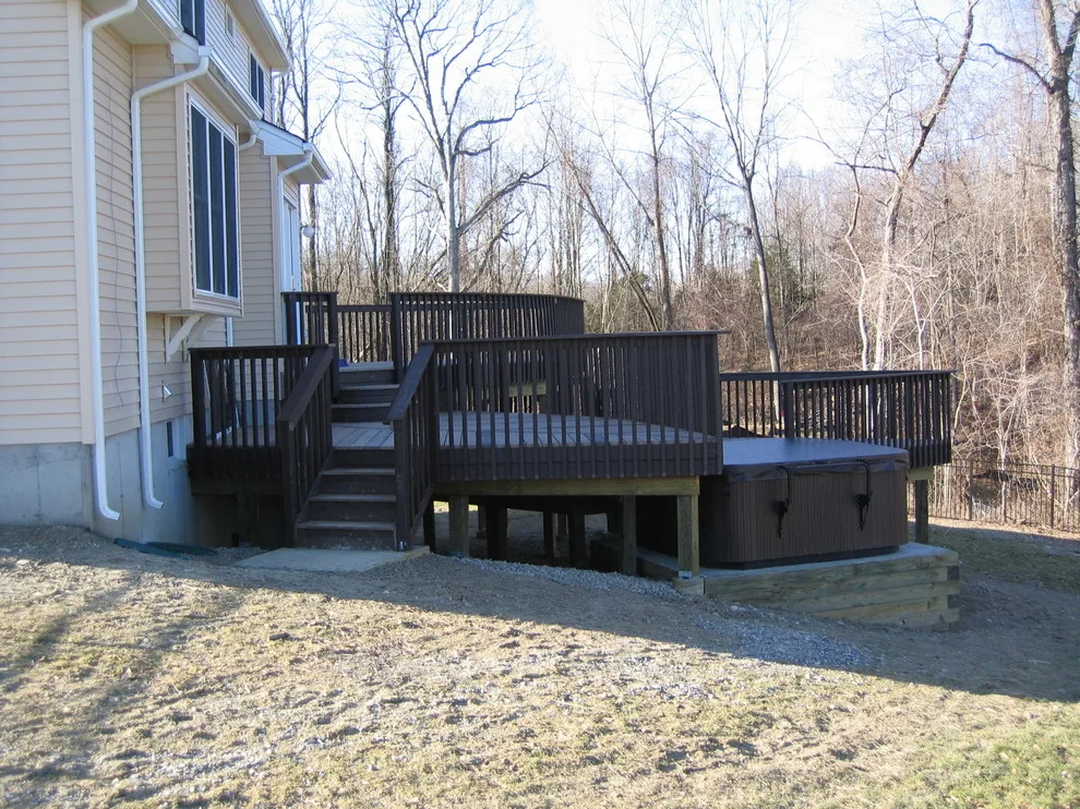 Incredible tiered Trex deck resembles a leaf by American Deck Company - Photo 5
